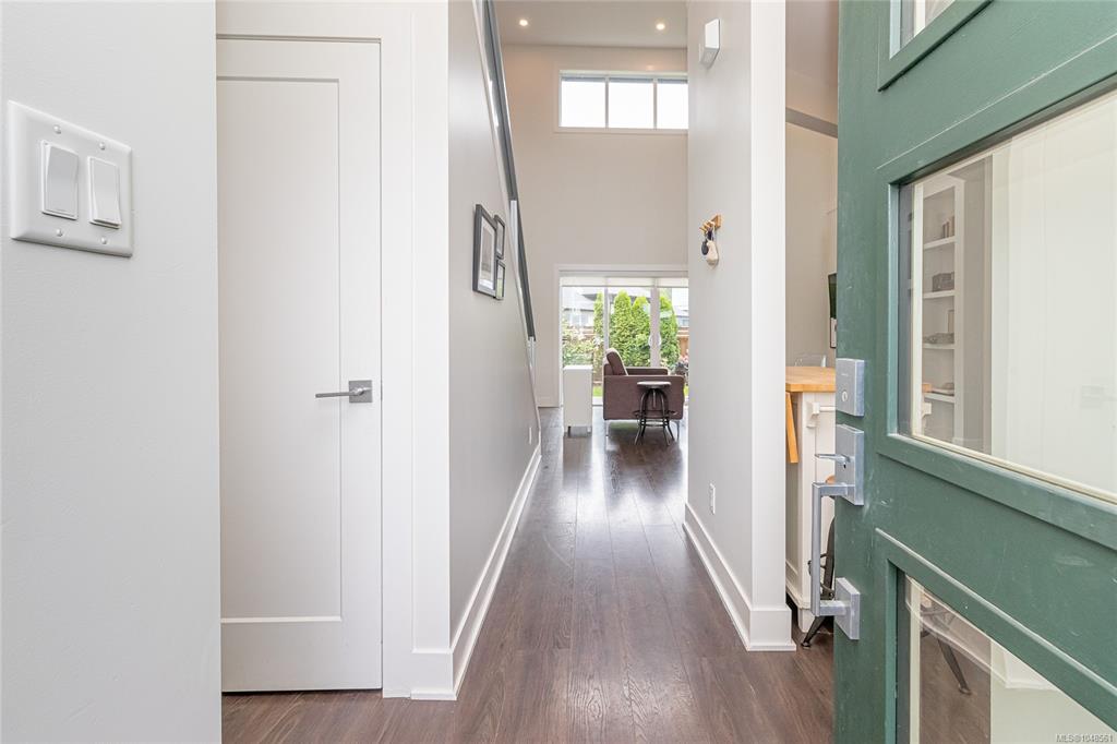 Third View of 2874 Meridian Ave, Langford, BC, V9B 0V2