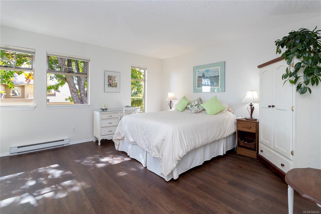 Fifth View of 909 Admirals Rd, Admiral's Gate, Esquimalt, BC, V9A 2P1