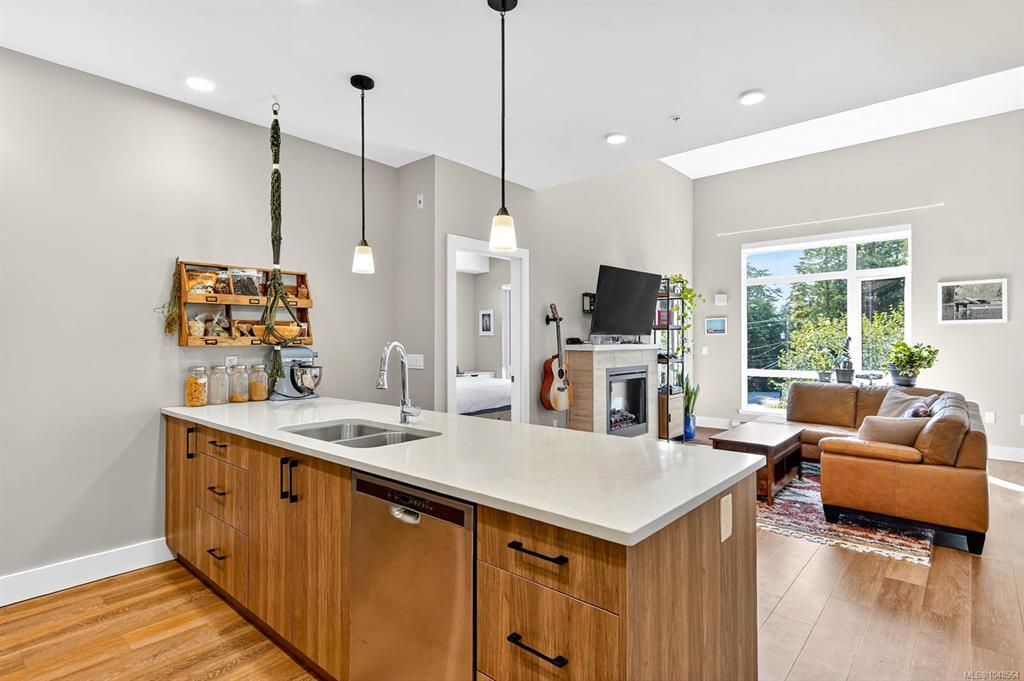 Fifth View of 700 Yew Wood Rd, YEW WOOD ESTATES, Tofino, BC, V0R 2Z0