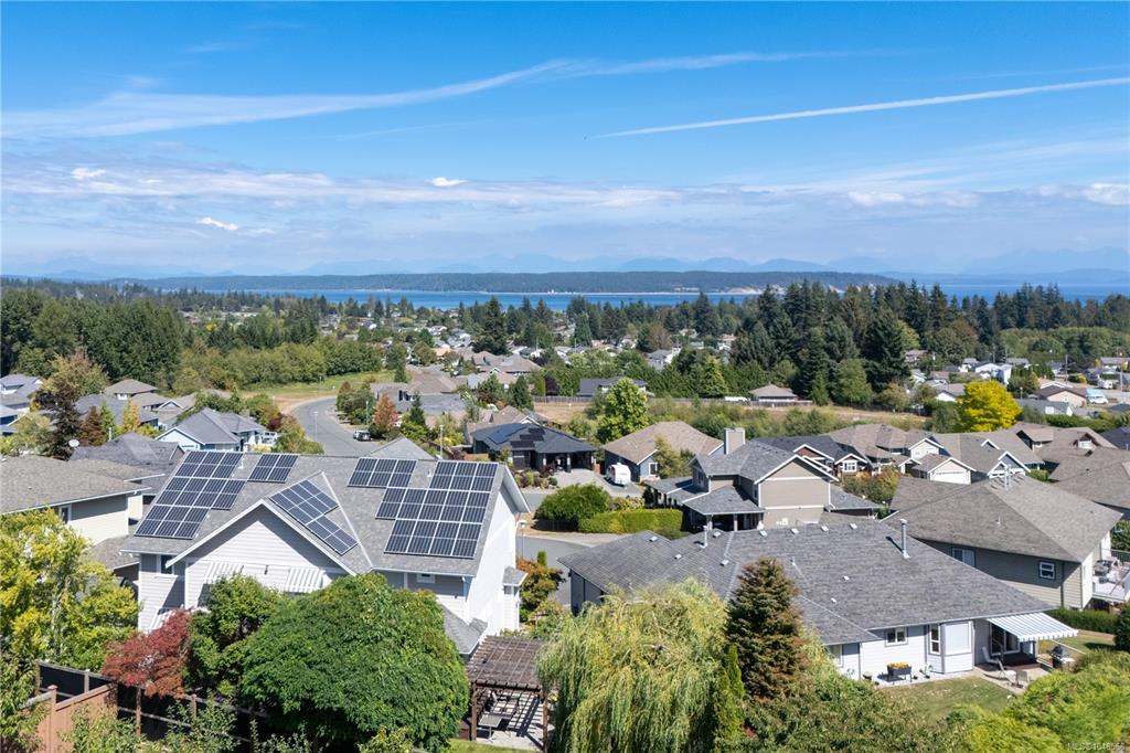 Third View of 600 Mariner Dr, Campbell River, BC, V9H 1V9