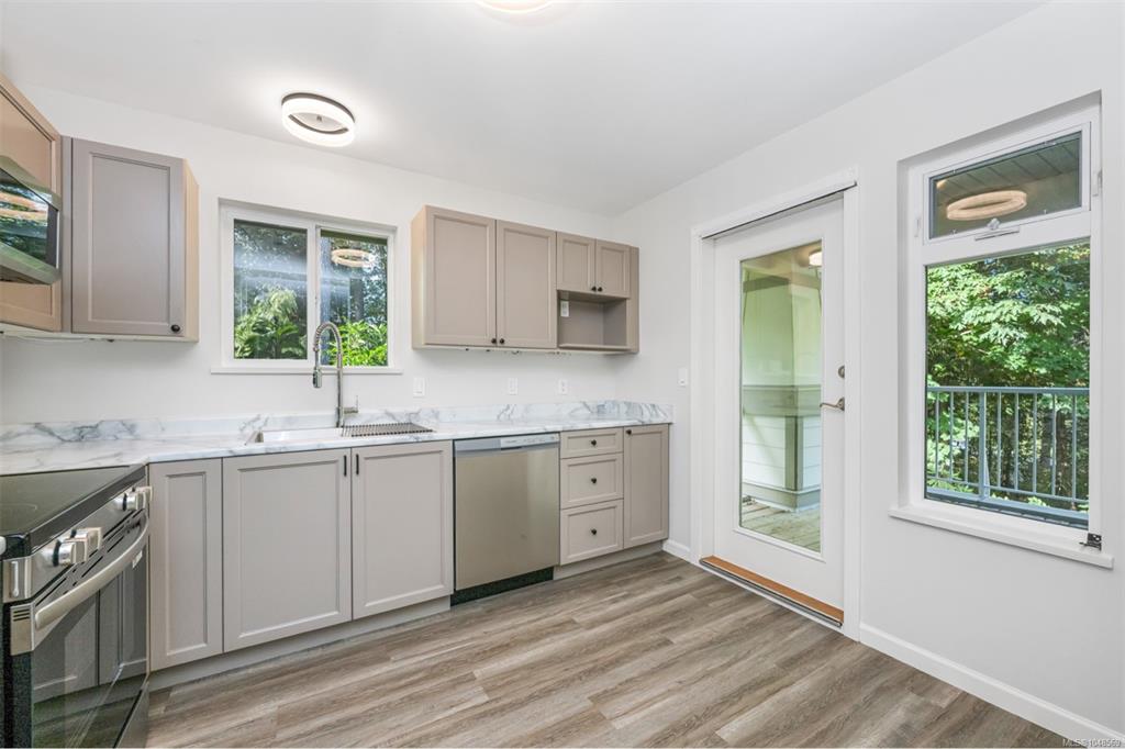 Fifth View of 2777 Barry Rd, The Cove, Mill Bay, BC, V8H 1K9