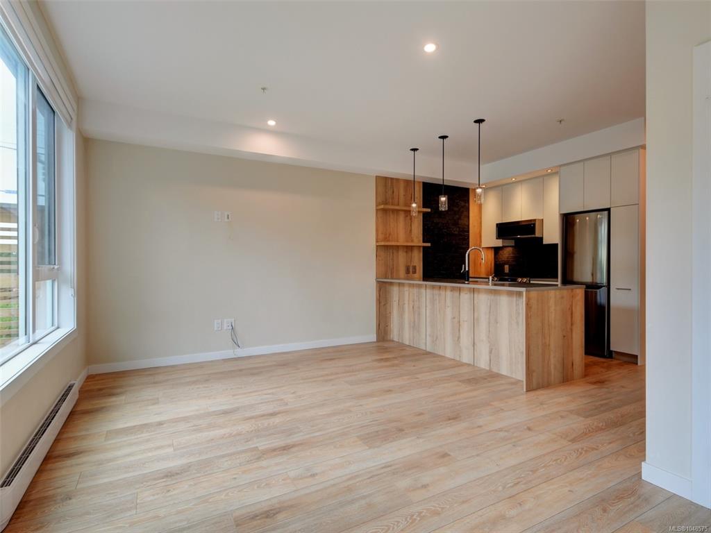 Fifth View of 1588 North Dairy Rd, Fifteen88, Saanich, BC, V8T 0E1