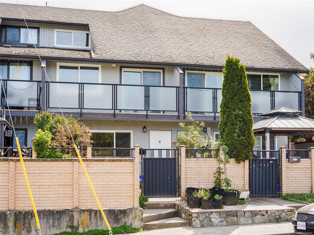 Second View of 740 Wilson St, Victoria, BC, V9A 3H2