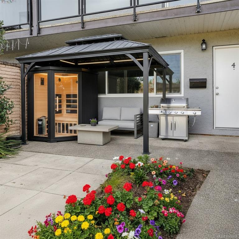 Third View of 740 Wilson St, Victoria, BC, V9A 3H2