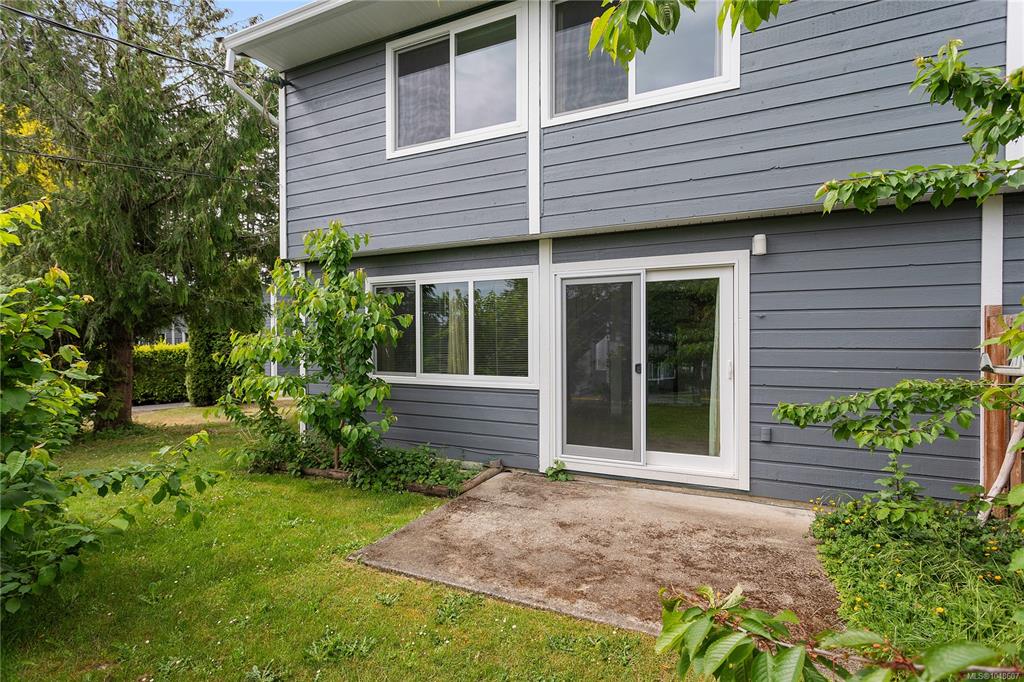 Third View of 507 Ninth St, Highland Woods, Nanaimo, BC, V9R 1A8