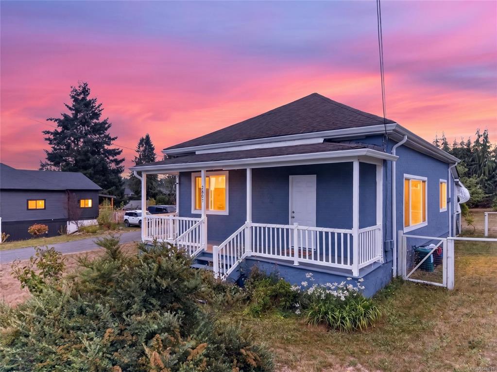 Fourth View of 2807 Windermere Ave, Cumberland, BC, V0R 1S0