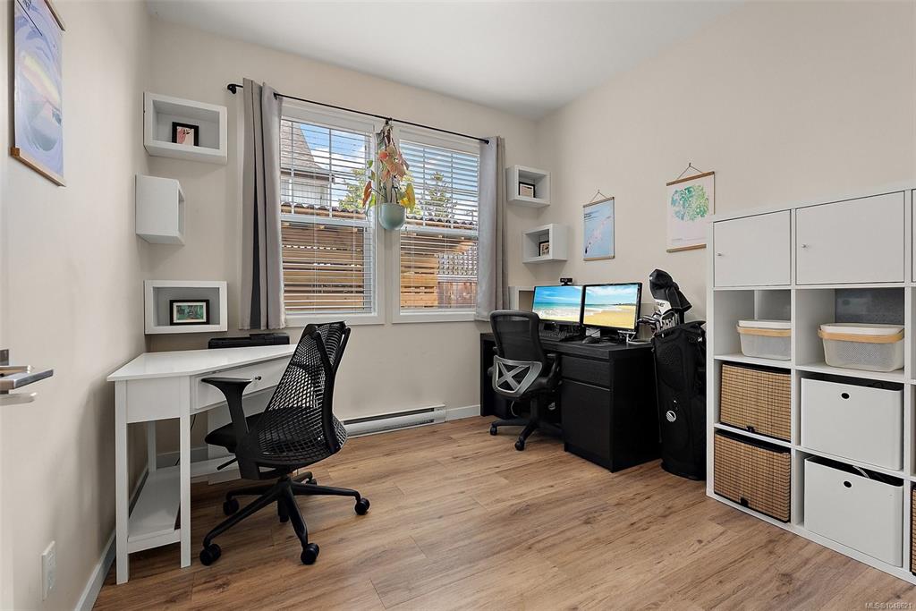 Fifth View of 1113 Lyall St, Esquimalt, BC, V9A 5G3