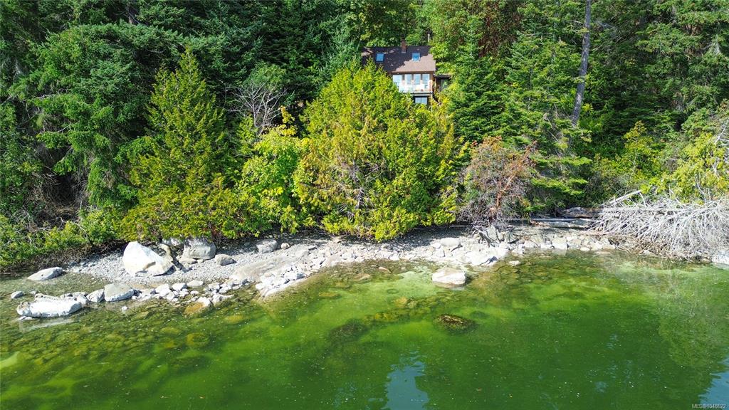Third View of 124 Clam Bay Rd, Thetis Island, BC, V0R 2Y0