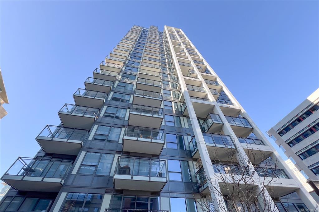 Third View of 777 Herald St, Hudson Place One, Victoria, BC, V8T 0C7