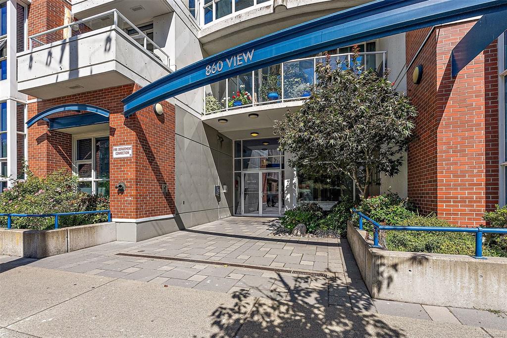 Third View of 860 View St, Victoria, BC, V8W 3Z8