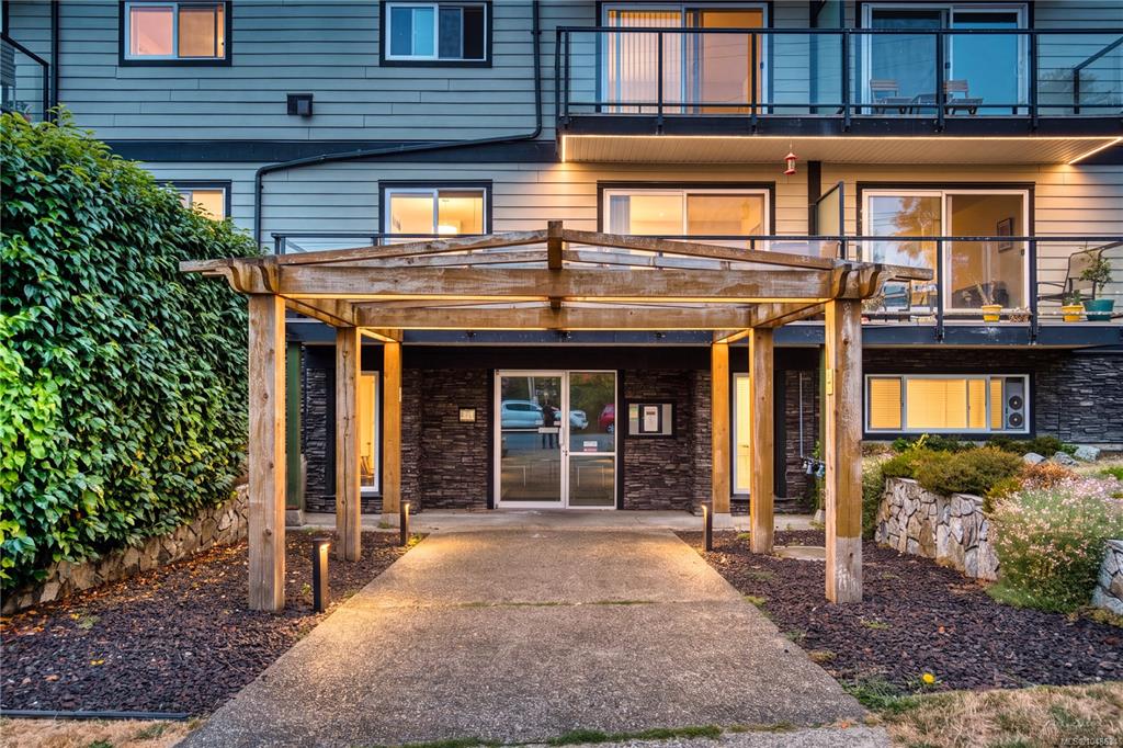 218 Bayview Ave, 1048634, BC,