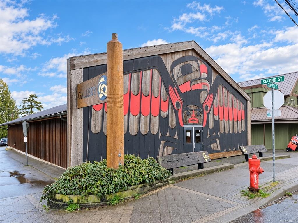 Third View of 350 Campbell St, Tofino, BC, V0R 2Z0