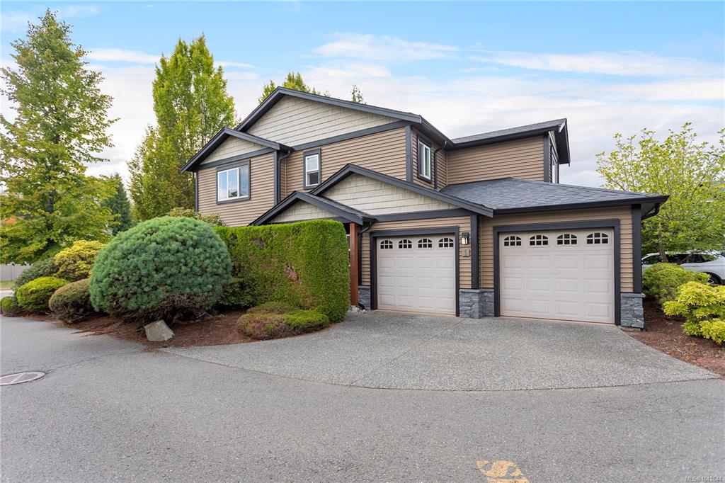 Second View of 6240 Parkwood Dr, Parklane, Nanaimo, BC, V9T 6K9
