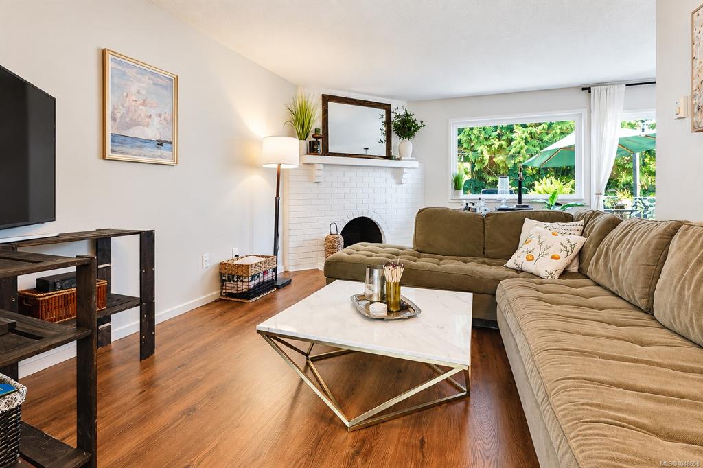 Fifth View of 3035 Metchosin Rd, Colwood, BC, V9B 4Y6