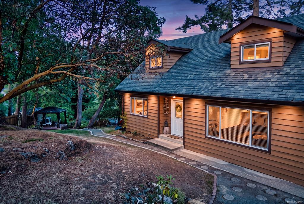 Third View of 3380 Hickman Pl, Nanaimo, BC, V9T 3Y1