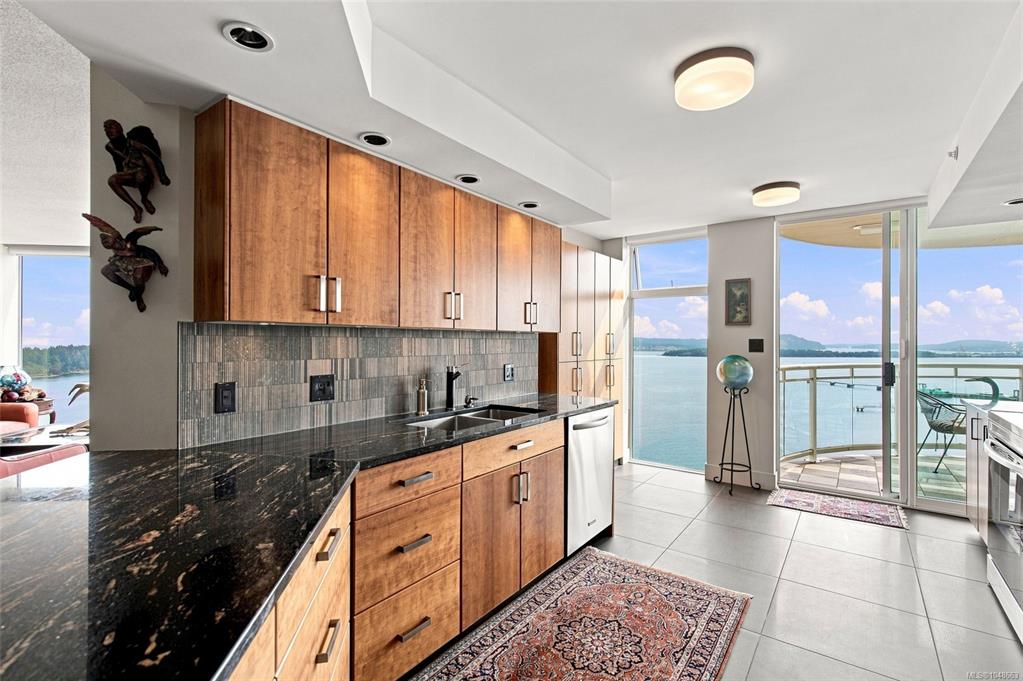 Third View of 154 Promenade Dr, CAMERON ISLAND, Nanaimo, BC, V9R 6Y3