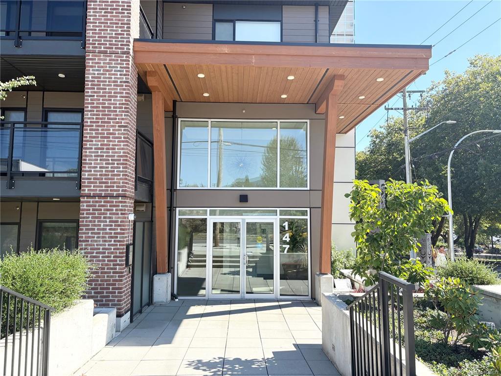 Third View of 147 Haliburton St, Nanaimo, BC, V9R 4V9