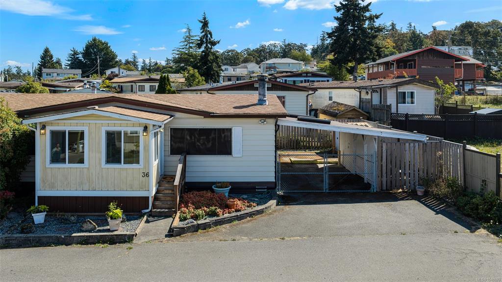 Second View of 1545 Middle Rd, Esquimalt, BC, V9A 0E4