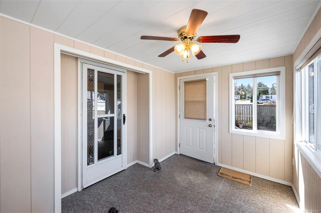 Fifth View of 1545 Middle Rd, Esquimalt, BC, V9A 0E4
