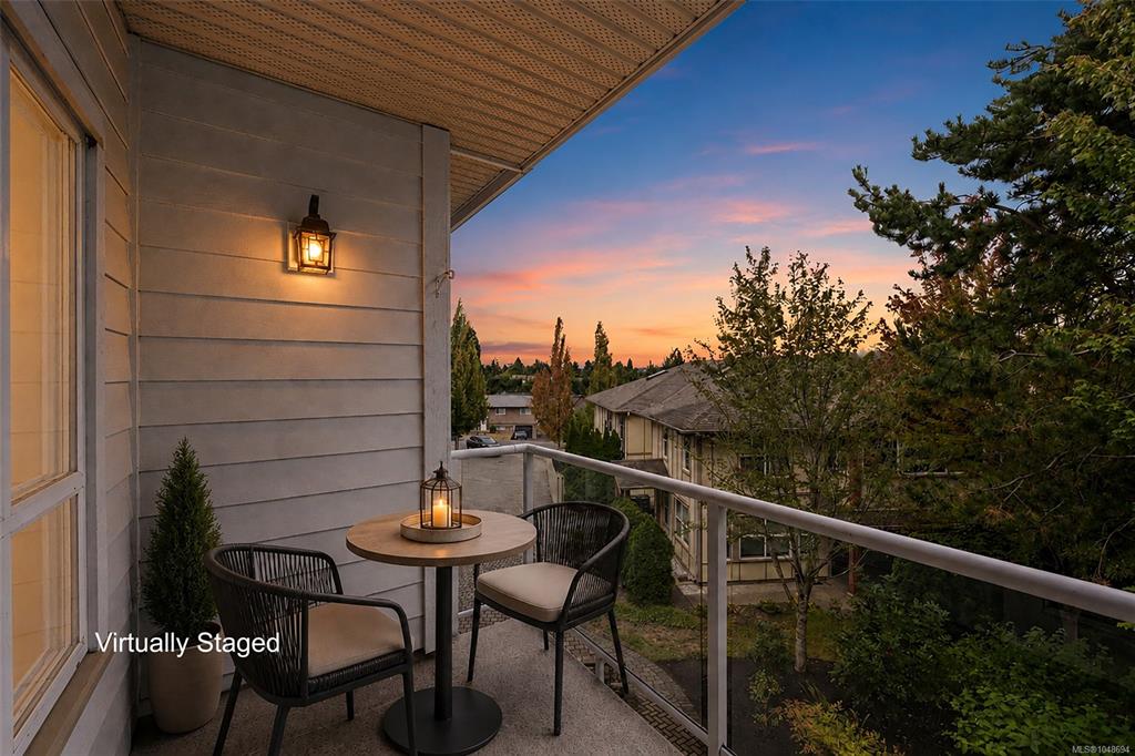 3915 Carey Rd, 1048694, BC,