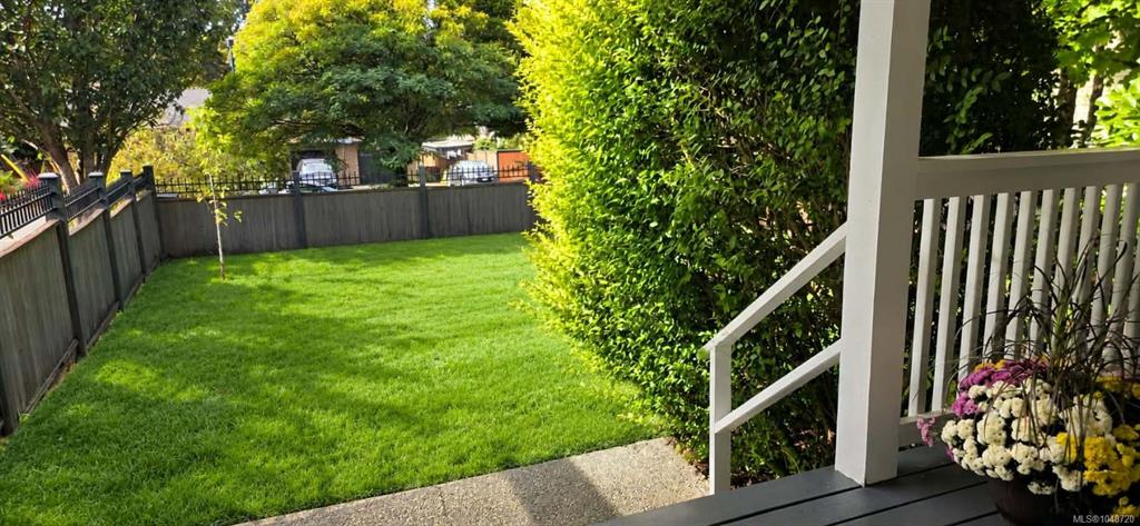 Fourth View of 2689 Crystalview Dr, Langford, BC, V9B 5S5