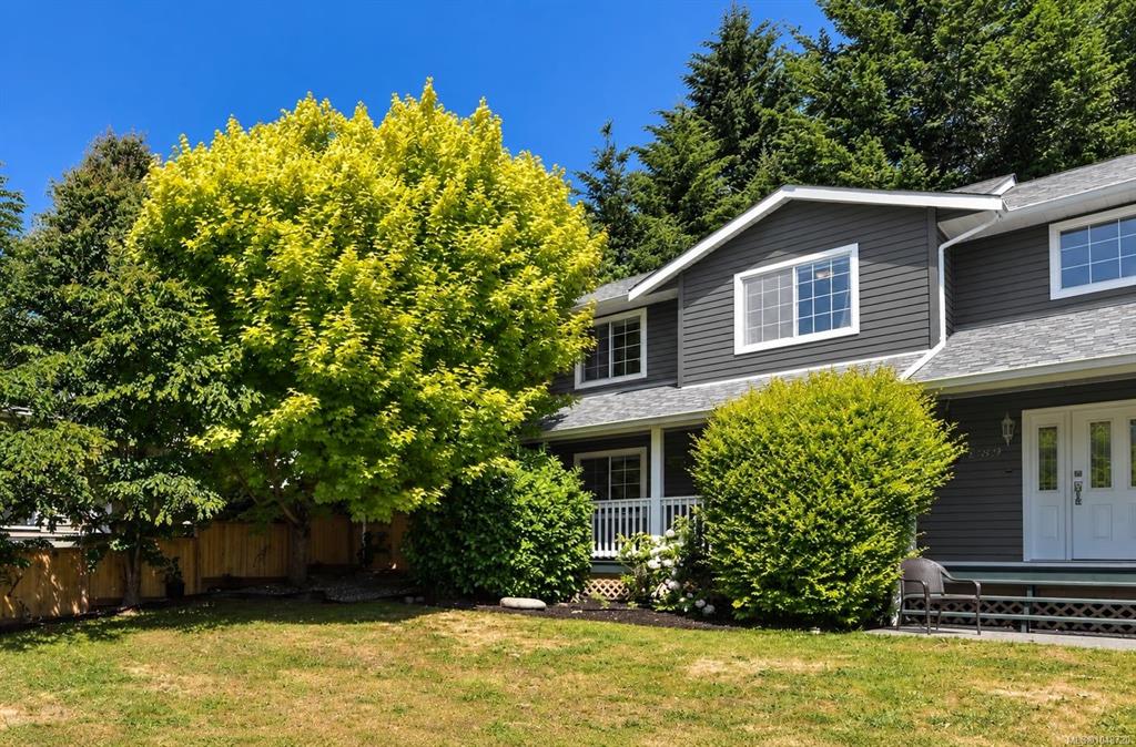 Fifth View of 2689 Crystalview Dr, Langford, BC, V9B 5S5
