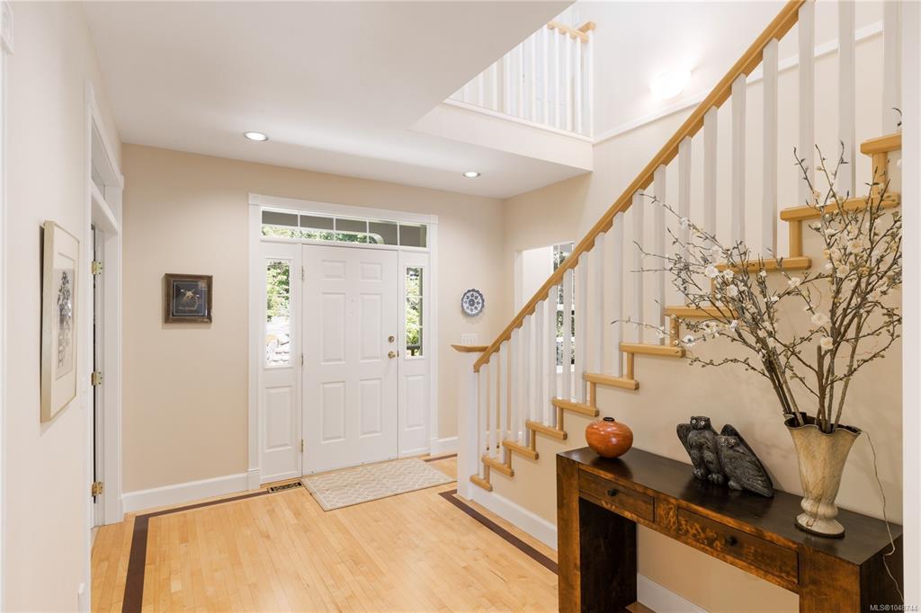 Fifth View of 1188 Garden Gate Dr, Central Saanich, BC, V8M 2H6