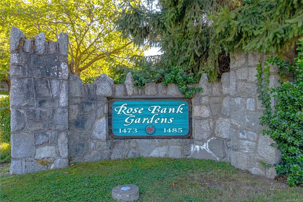 Fifth View of 1473 Garnet Rd, Rose Bank Gardens, Saanich, BC, V8P 5T5