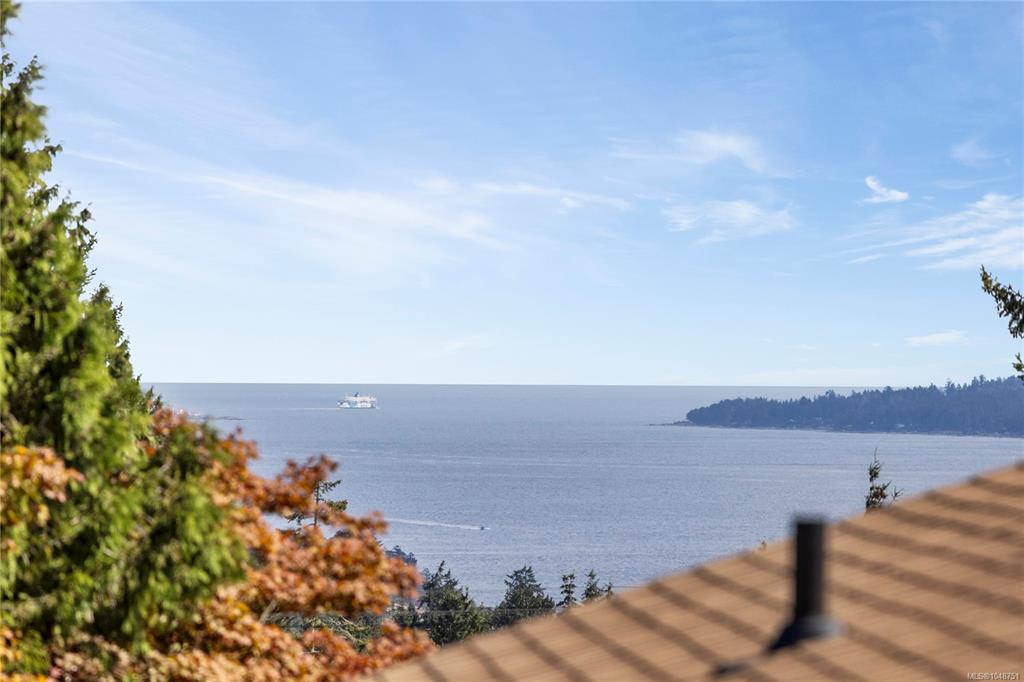 Fifth View of 3550 Country Club Dr, Nanaimo, BC, V9T 1T9