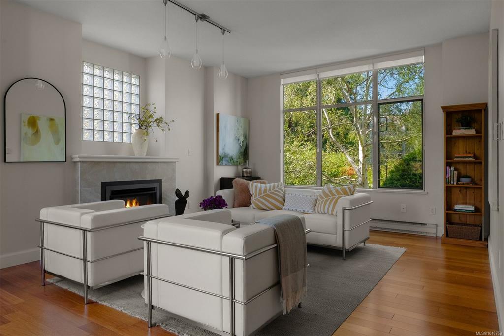 Third View of 188 Douglas St, On the Park, Victoria, BC, V8V 2P1