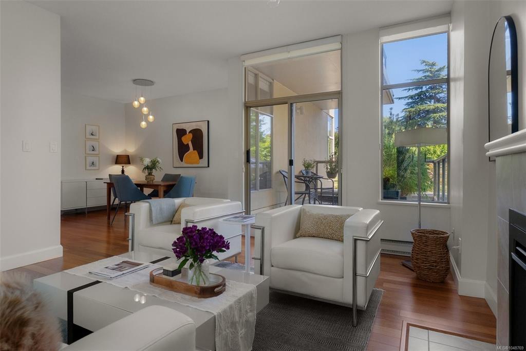 Fourth View of 188 Douglas St, On the Park, Victoria, BC, V8V 2P1