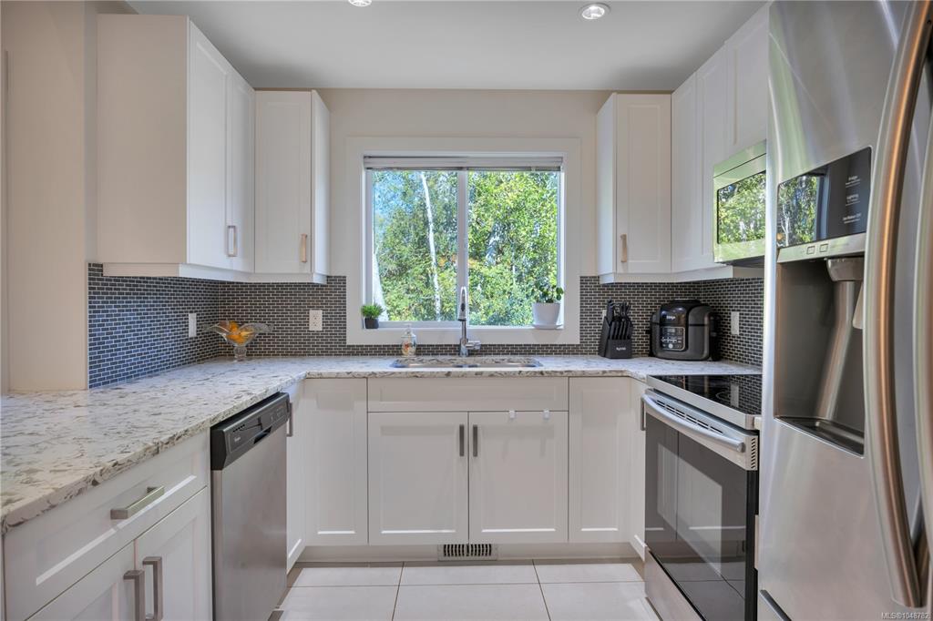 Third View of 3397 Pinestone Way, Nanaimo, BC, V9V 0B2