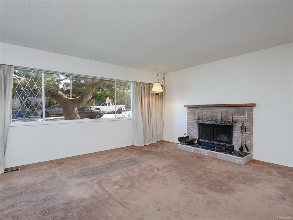 Third View of 3116 Yew St, Victoria, BC, V8X 5J2