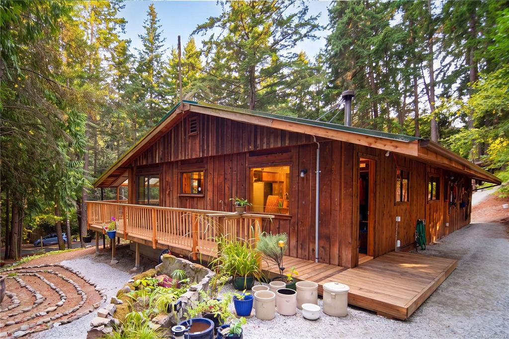 Third View of 119 Creekside Dr, Salt Spring, BC, V8K 2E4