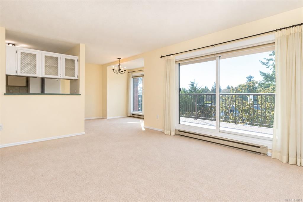 Fifth View of 4030 Quadra St, The Mirador, Saanich, BC, V8X 1K2