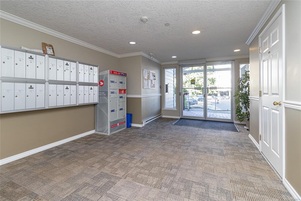 Fourth View of 893 Hockley Ave, Langford, BC, V9B 2V8