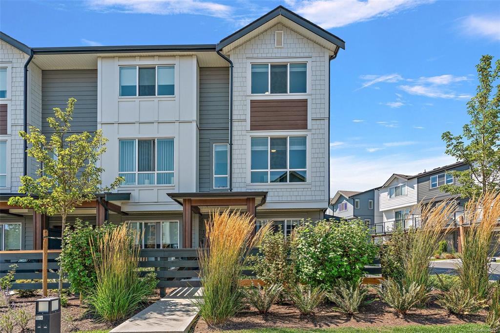 368 Tradewinds Ave, 1048829, BC,