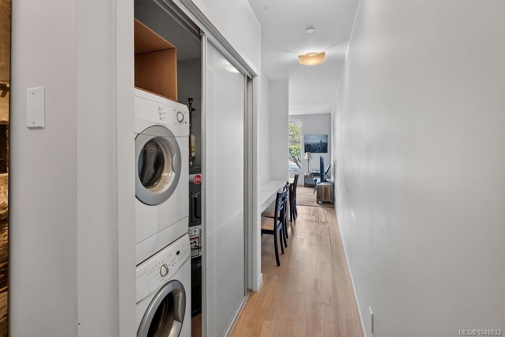 Fifth View of 601 Herald St, Victoria, BC, V8W 1S8