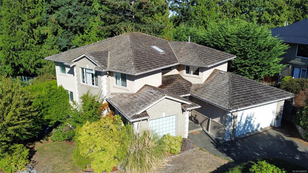 Third View of 5358 Bayshore Dr, Nanaimo, BC, V9V 1R4