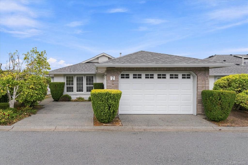 Second View of 6595 Groveland Dr, The Winchelseas, Nanaimo, BC, V9V 1S6