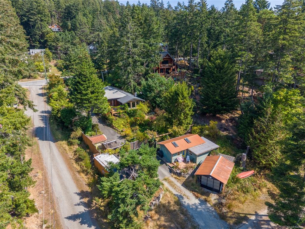 Third View of 3707 Rope Rd, Pender Island, BC, V0N 2M2