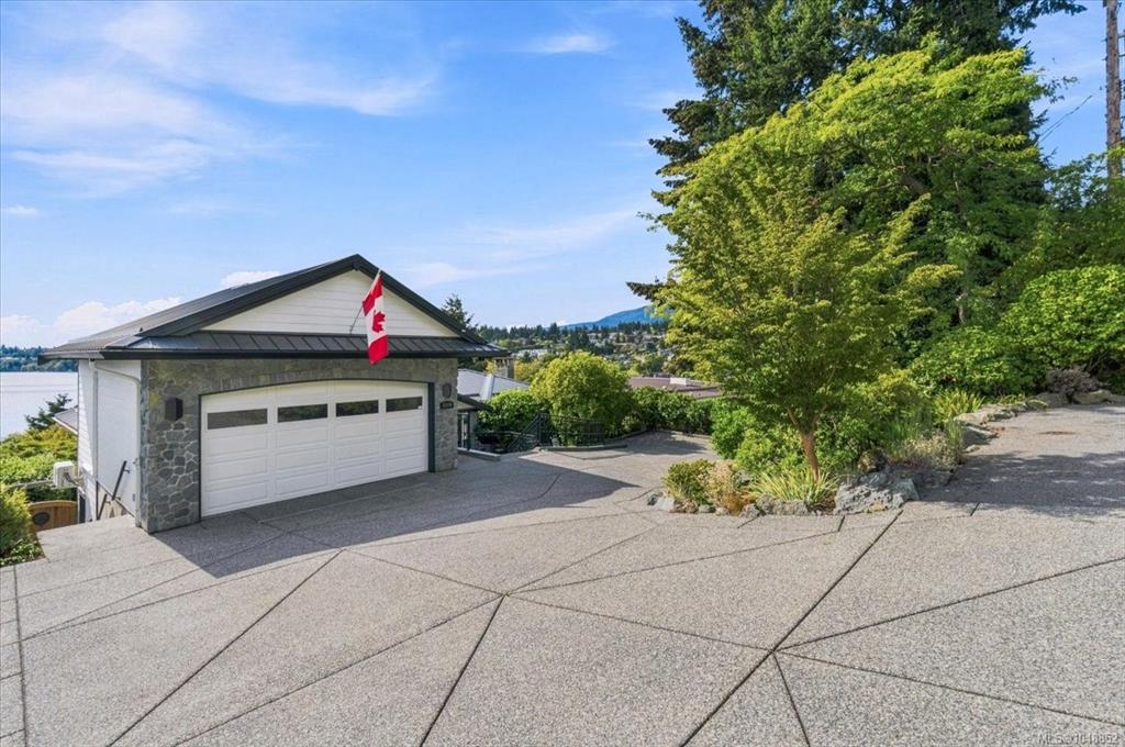 Third View of 1410 Sherwood Dr, Nanaimo, BC, V9T 1G7