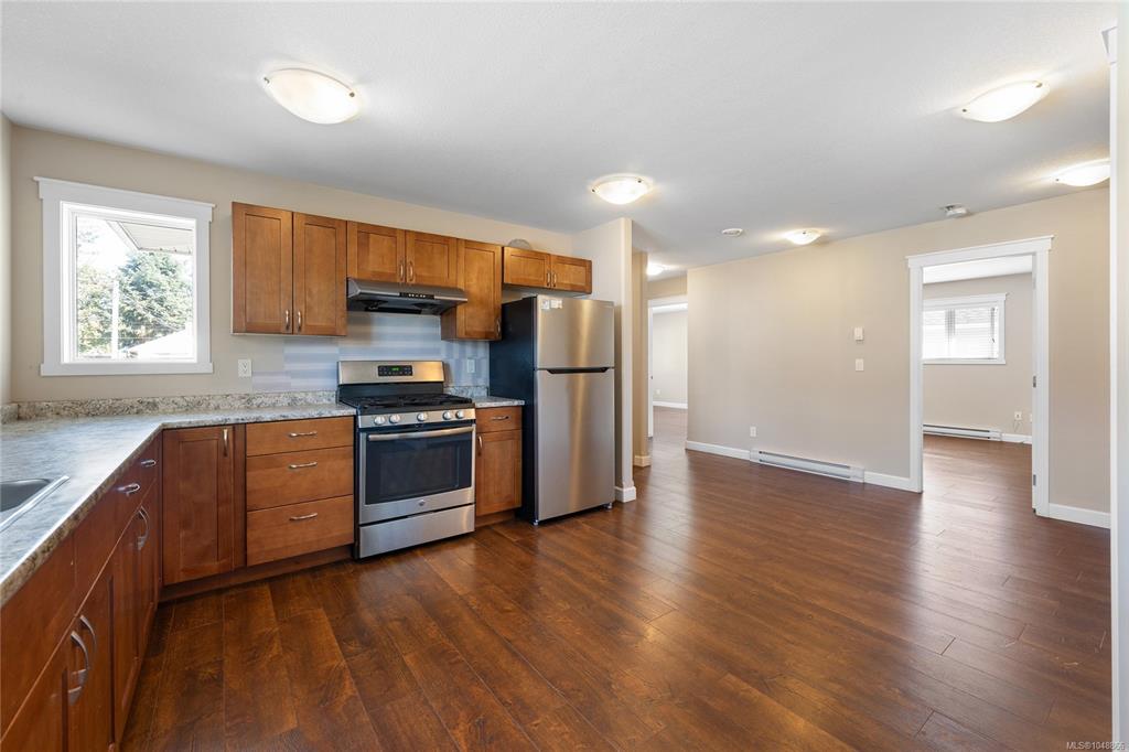 Fourth View of 611 Sandy Crt, Nanaimo, BC, V9R 1M1