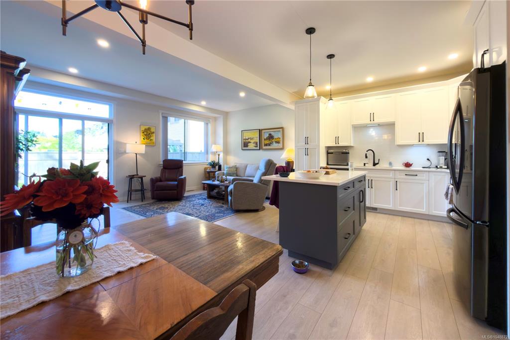 Third View of 2142 Nikola Pl, Campbell River, BC, V9W 6H9