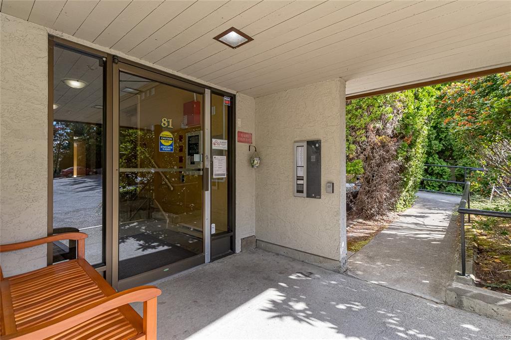 Fourth View of 81 Gorge Rd W, Saanich, BC, V9A 1L9