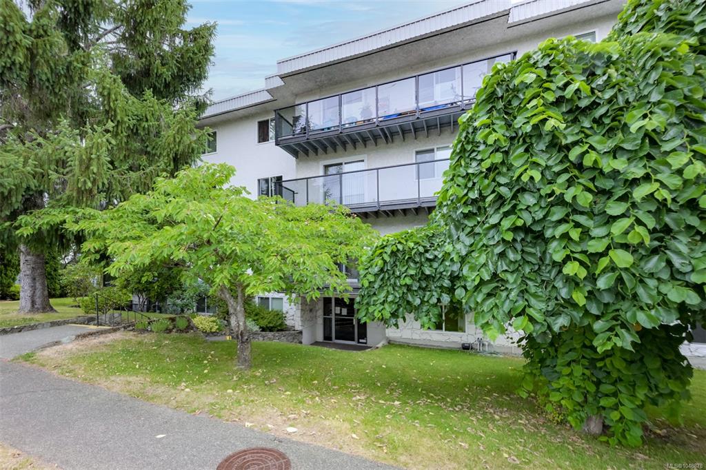 Third View of 859 Carrie St, Esquimalt, BC, V9A 5R5