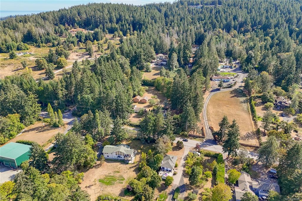 1475 Mctavish Rd, 1048883, BC,