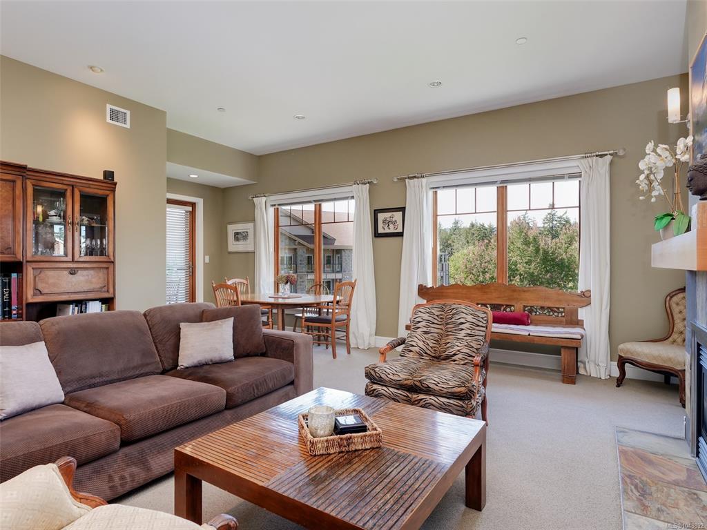 Fourth View of 1325 Bear Mountain Pkwy, Langford, BC, V9B 6T8