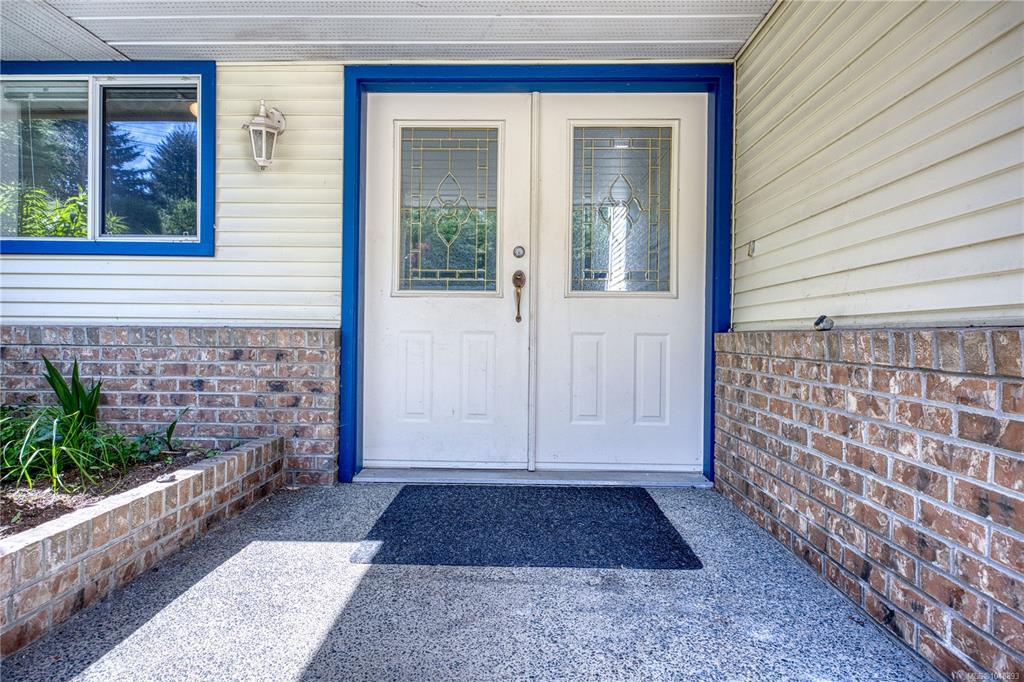 Fifth View of 395 Woodley Rd, Ladysmith, BC, V9G 1Y2