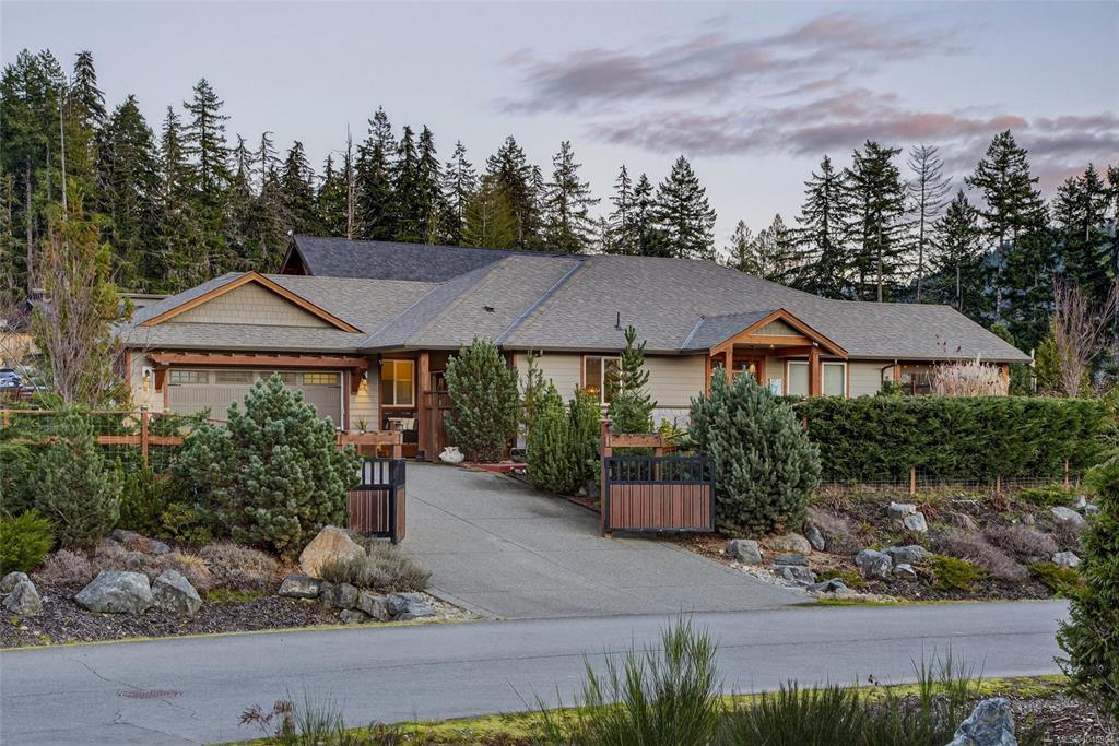 Third View of 7284 Lakefront Dr, Lake Cowichan, BC, V0R 2G1